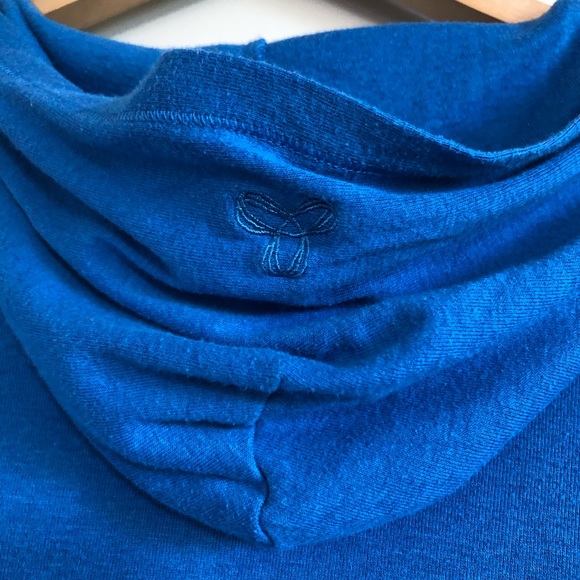💜4/$20 Aritzia TNA Blue Hoodie - Picture 5 of 7